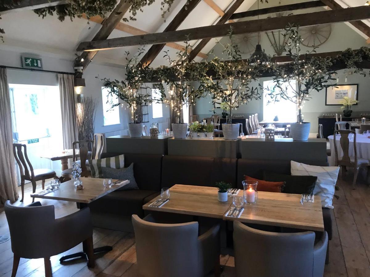 The Farmhouse At Bodnant Welsh Food Conwy Exterior foto